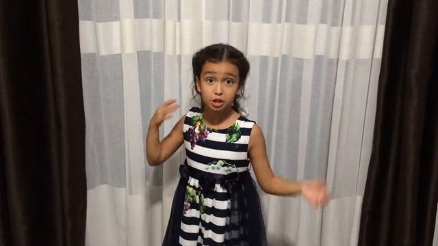 «Сороконожки ножки», автор Леонид Брайловский, читает София Рублёва, 7 лет, г. Ялта смотреть онлайн