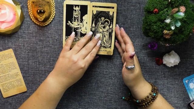 Колода под стать Миру Сегодня Arcane Limbus Tarot