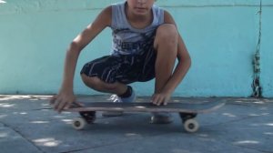 Tudo Sobre Skate Ensina #4 Como Mandar Um Fakie Pop Shove-it