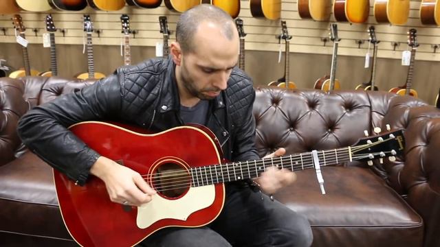 Norman's Rare Guitars - Guitar of the Day: 1967 Gibson J-45ADJ Cherry смотреть онлайн