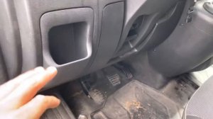 Emplacement prise diagnostic OBD-2 RENAULT MASTER