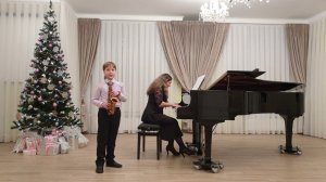 Христофориди Виталий, саксофон, 8 лет, соло. "Шмелиный Уик-энд" Шильцева И.