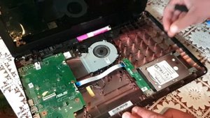 ASUS X540 MA disassembly . Dezasamblare Asus X540 Ma, inlocuire HDD cu SSD.