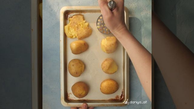 Запеченный картофель видео рецепт | простые рецепты от Дании смотреть онлайн