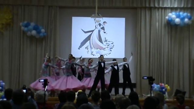 школьный вальс на выпускном 2015 школа№318 смотреть онлайн