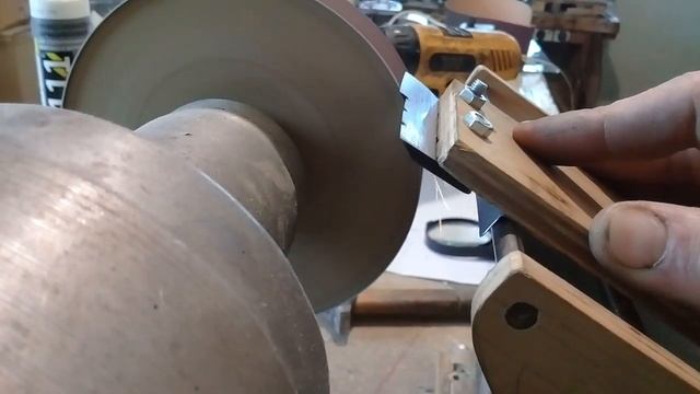 Как заточить ножи ледобура своими руками, с использованием точила и супер приспособления. смотреть онлайн