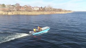 Тест драйв на воде Кайман 42 с финальными доработками при загрузке 3 человека - продолжение