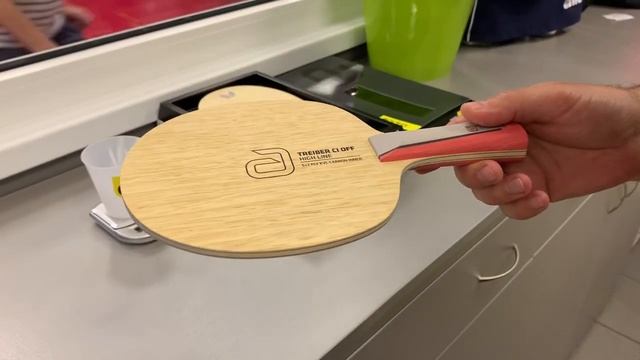 Butterfly INNERFORCE LAYER ALC OFF vs Andro TREIBER CI OFF смотреть онлайн