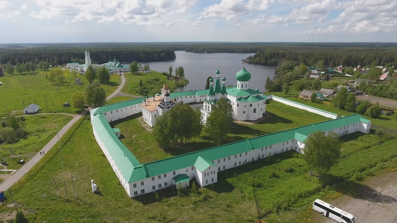 Александро-Свирский мужской монастырь ~ деревня Старая Слобода ~ Ленинградская область аэросъемка