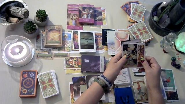 ✨Collective Astrology tarot reading June 2023 U get to decide & Is Spirit bringing you someone new смотреть онлайн