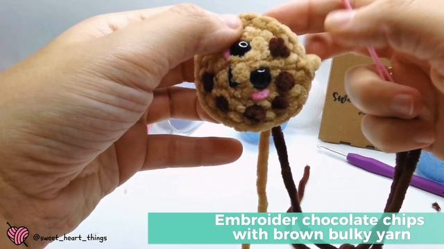 Chocolate chip COOKIE tutorial | Begginer easy crochet amigurumi pattern | Crochet food craft смотреть онлайн