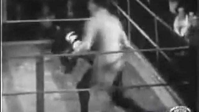 Кикбоксинг раньше был таким)) смотреть онлайн