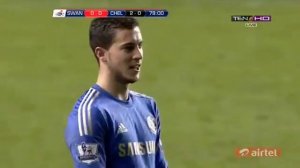 Эден Азар бьёт болл-боя!