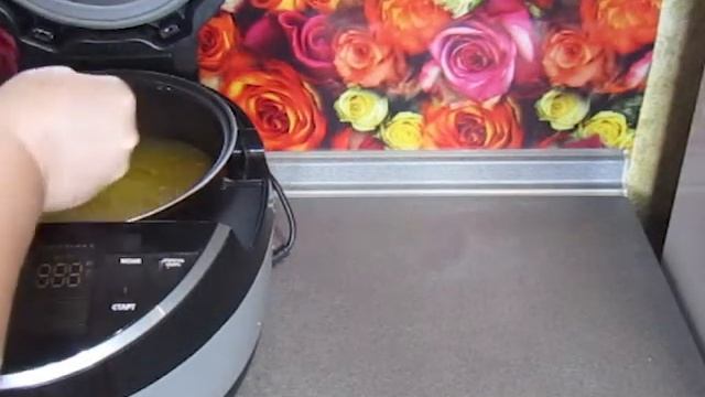 Гречневый суп с фрикадельками в мультиварке . смотреть онлайн