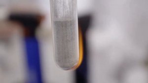 Реакция магния с песком, возможно - мокрым / Reaction of magnesium with sand, obviousely -- wet