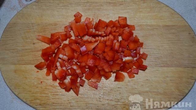 Куриные котлеты с овощами в духовке
