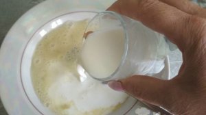Гренки с молоком и сахаром из белого хлеба на сковороде