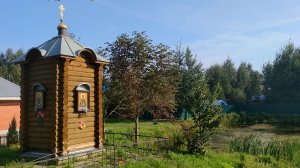 Часовня Покрова Пресвятой Богородицы в поселке им. Калинина.mp4