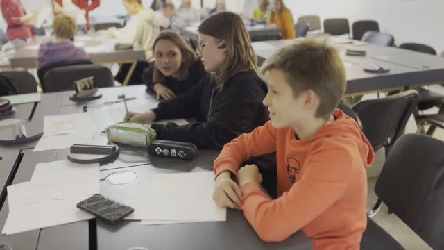 Практическое занятие в ТКИ им. Л.Б.Красина .mp4 смотреть онлайн