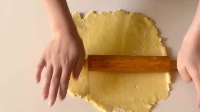 МЯСНОЙ ПИРОГ.ЕТТІ БӘЛІШ.Қазақша рецепт.Бюджетный пирогты дайындап үйренеміз.Оригинал рецепт. смотреть онлайн