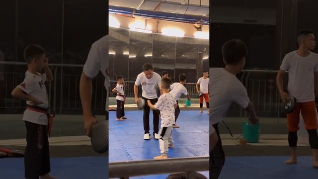 David one-on-one with instructor Mike, Taekwondo training