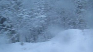 Мотособака Мужик на прогулки с семьей по глубокому снегу спасает только мотобуксировщик
