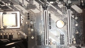 GIGABYTE Z370XP SLI  | Intel core i7-8700