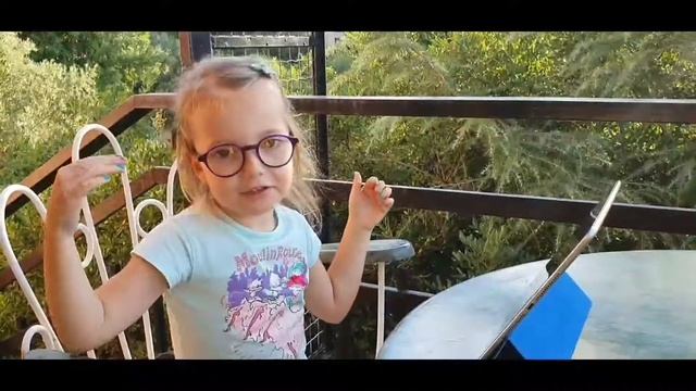 Как засыпает цветок. Наблюдения за природой с помощью камеры. смотреть онлайн