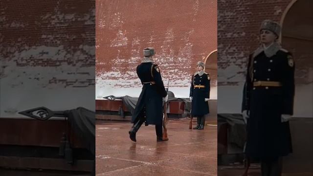 Смена караула у вечного огня. Президентский полк.Фсо Росийский смотреть онлайн