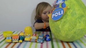 Поли Робокар огромное яйцо с сюрпризом открываем игрушки Giant surprise egg Poli