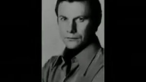 Мы уходим, мы уходим, мы уходим....