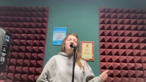 «Жить» Ария Эсмеральды из мюзикла «Нотр-Дам де Пари».  Исполняет Ирина Коваленко.