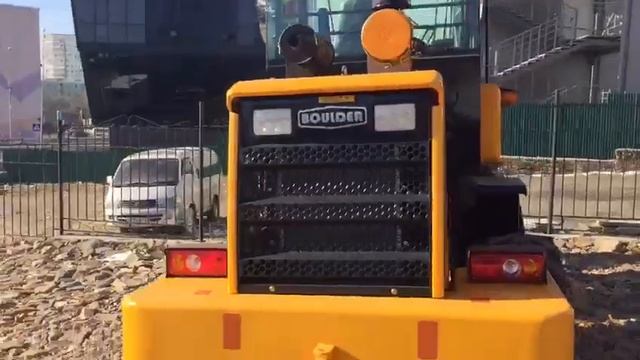 Отправка фронтальных погрузчиков Boulder (Болдер) WL20 на Сахалин смотреть онлайн