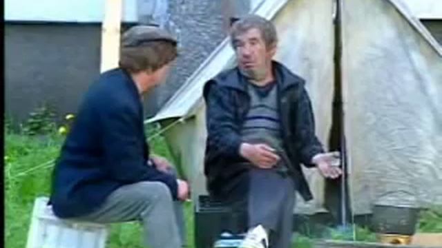 Городок-Приколы нашего Городка' Бомж' - смешное видео, приколы, смотреть онлайн