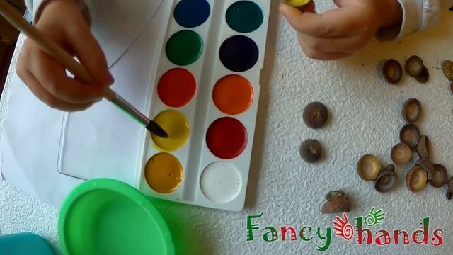 Перебираем желуди. Раскрашиваем шапочки смотреть онлайн