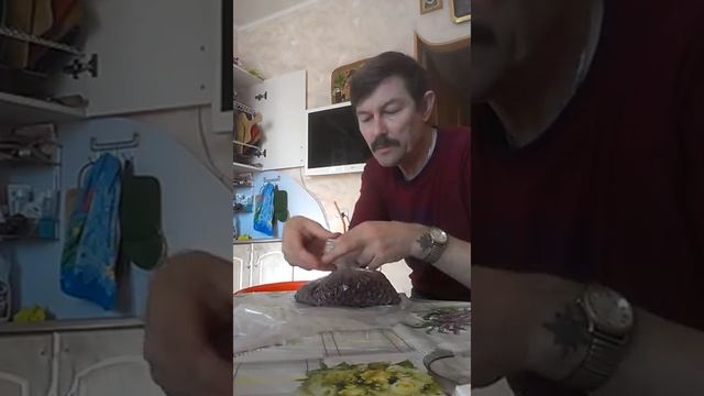 Самая простая вакуумная упаковка ягод.