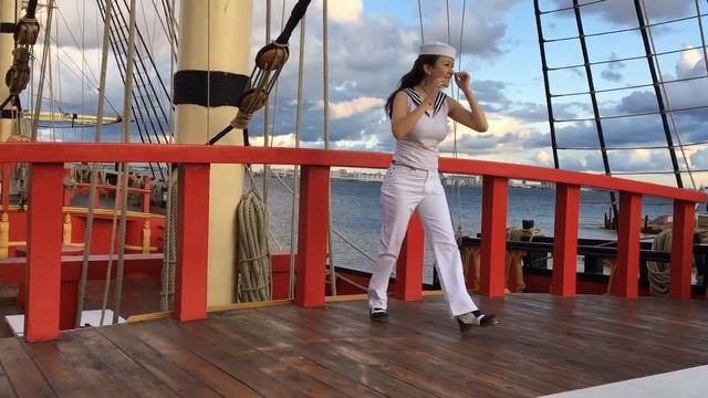 Чечетка на борту "Полтавы" смотреть онлайн