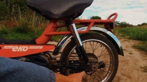 ЭТО ТОЧНО МОПЕД ИЗ СКУТЕРА А НЕ СКУТЕР С  ВИЛКОЙ ОТ МОПЕДА