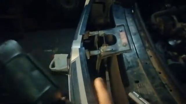 Мерседес GL 450 как снять передний бампер за 5 минут М Л смотреть онлайн