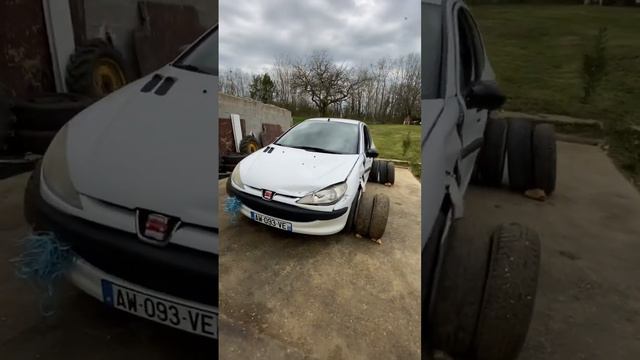 Une peugeot 206 avec 14 roues смотреть онлайн