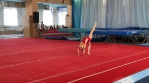 выступление спортивной акробатике