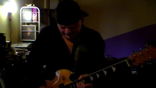 Hot pickups lead shoot out:DIRTY FINGERS vs JP vs PARALLEL AXIS DISTORTION смотреть онлайн