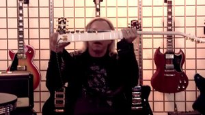 Gibson Guitar Tutorial: Joe Walsh - Guitar Setup (Part 5 of 6)