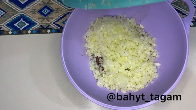 Сочный песочный бейби самса