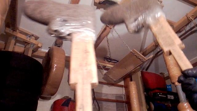 Макс Варвар. Борьба с шумными соседями - 3. Валенки-топтунчики смотреть онлайн