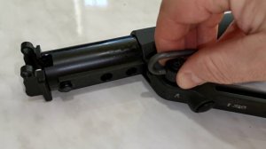 стр. 1010, Антабка  QD в приклад АК-12 не встает...