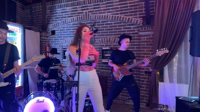 ГОЛЛИВУД | Кавер группа Краснодар | LIVE in Durso Tower