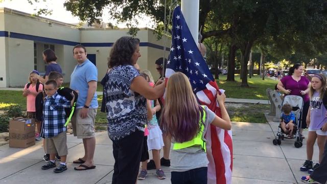 ШКОЛА В АМЕРИКЕ - ПЕРВЫЙ ДЕНЬ В АМЕРИКАНСКОЙ ШКОЛЕ - BACK To SCHOOL В США