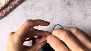 Трикотажный шов. Как связать аккуратный край носка, варежки