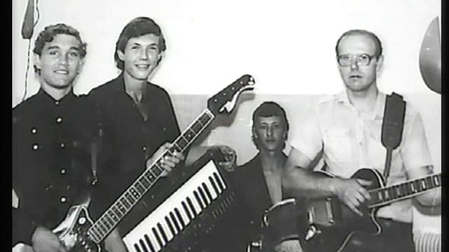 Музыкальное училище.1988г. виа.,,АКЦИЯ,, г.Рудный. смотреть онлайн